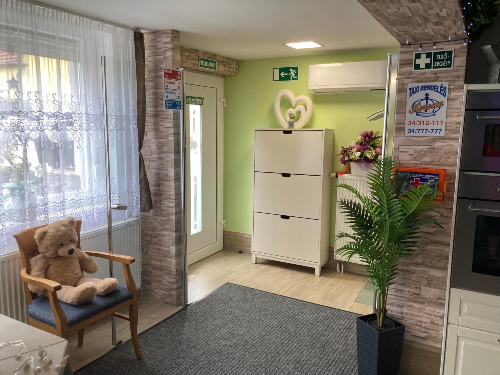 Szelim Motel Tatabánya Exteriér fotografie